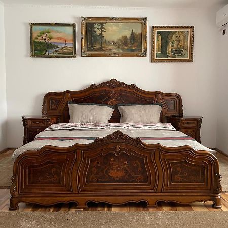 M & I Apartment 3 Targu-Mures Bagian luar foto